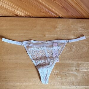 Victoria’s Secret Dream Angels Lace V String Thong